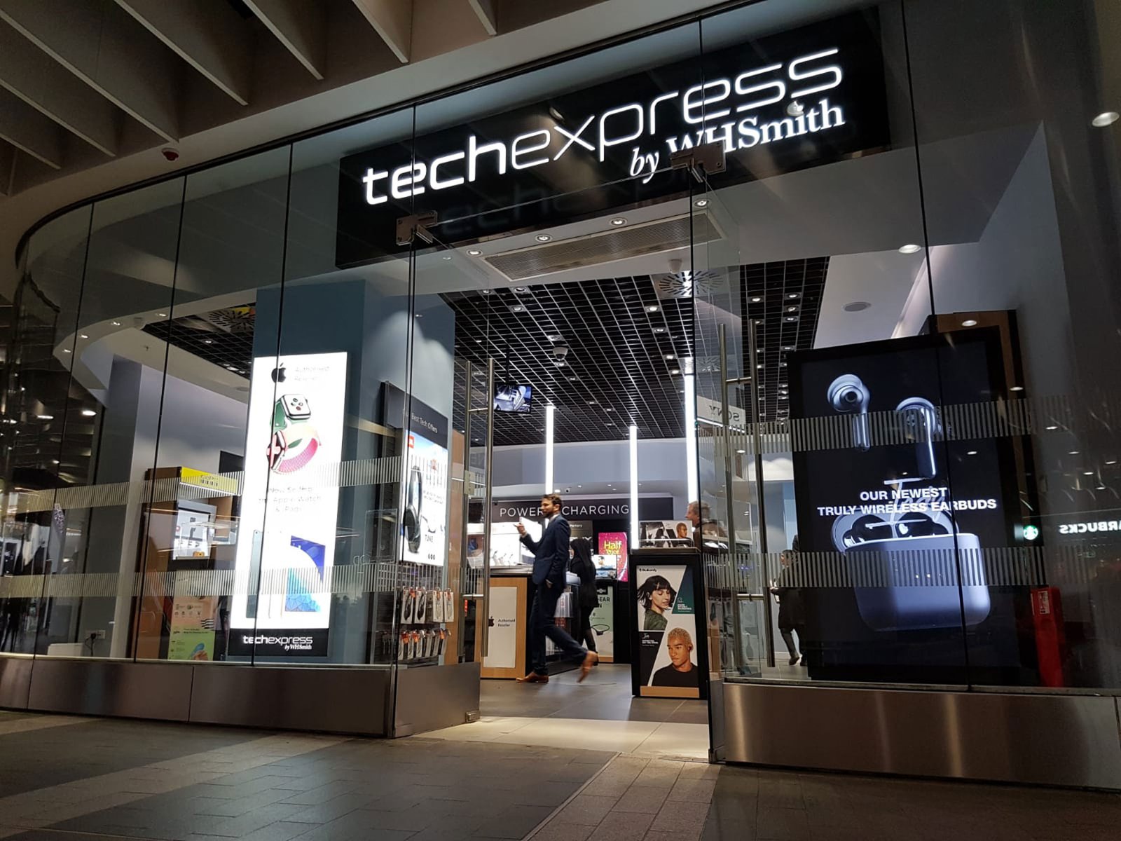 Tech Express: Fast Digital Innovation & Future Guide AI
